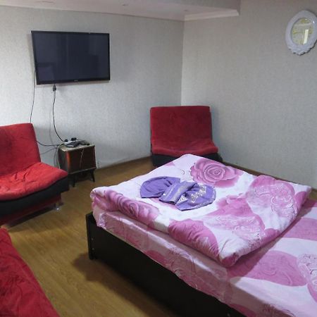 Lana Apartment Tiflis Exterior foto